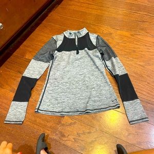 TLF Apparel Black Gray Mesh Sweatshirt Pullover Long Sleeve Gym Top Size Small